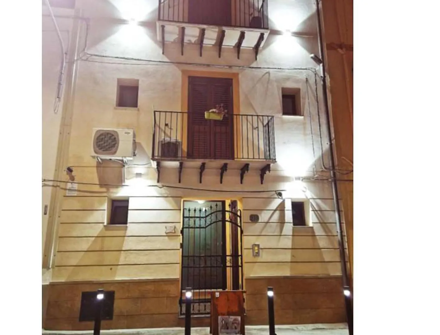 Contacten van La Lanterna Di Bachi